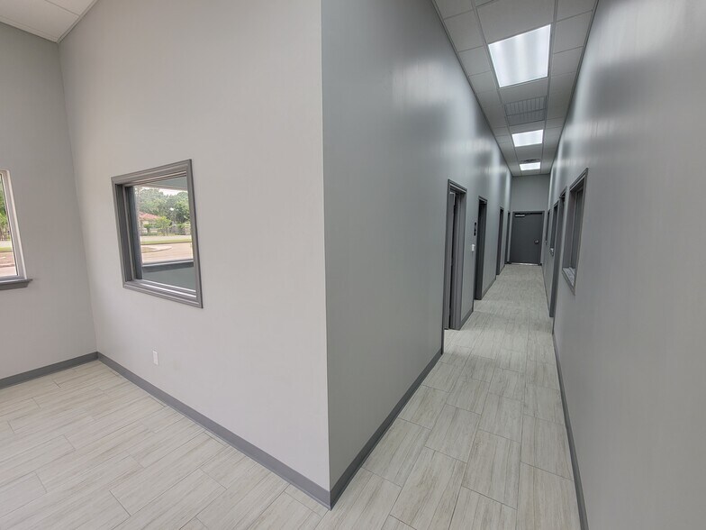 12462-12470 W Bellfort Blvd, Houston, TX à louer - Photo intérieure – Image 3 sur 9