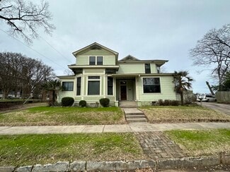Plus de détails pour 915 E 5th St, Texarkana, AR - Logement à vendre