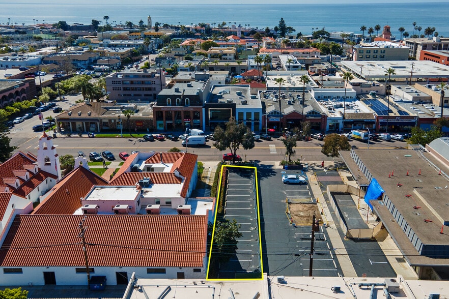 7733 Girard Ave, La Jolla, CA à vendre - Photo de l’immeuble – Image 3 sur 39