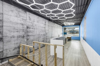 9214-9280 Boul Lacordaire, Saint-leonard, QC à louer Photo intérieure– Image 2 sur 7