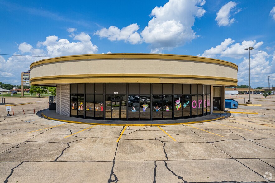 1203-1295 Shreveport Barksdale Hwy, Shreveport, LA à vendre - Photo de l’immeuble – Image 2 sur 4