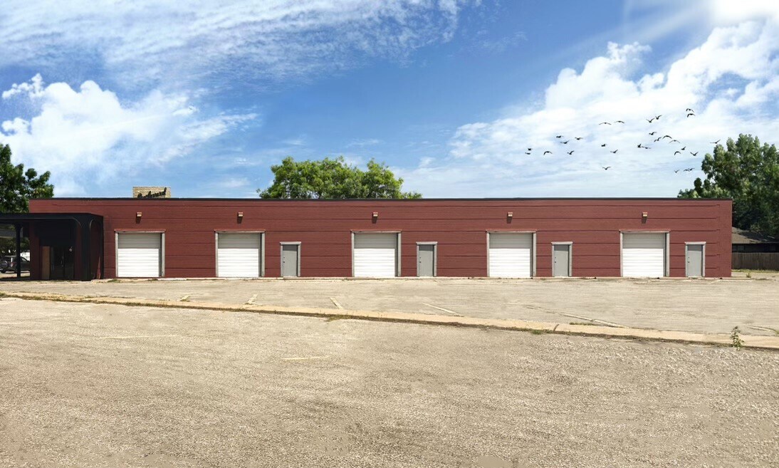 2745-2747 Boulevard Plz, Wichita, KS à louer Photo de l’immeuble– Image 1 sur 3