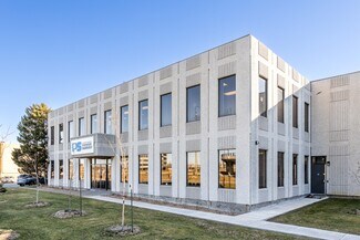 Plus de détails pour 7850 Rte Transcanadienne, Montréal, QC - Industriel/Logistique à louer