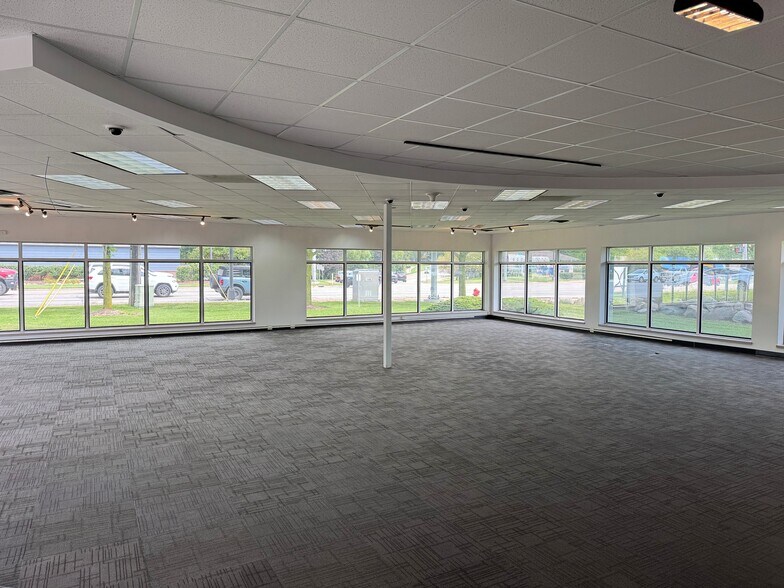 6673 Dixie Hwy, Independence Township, MI à louer - Photo de l’immeuble – Image 2 sur 4