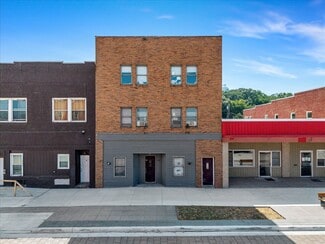 Plus de détails pour 1022 15th Ave, East Moline, IL - Logement à vendre