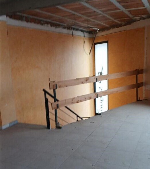 Local commercial dans Terrassa, Barcelona à vendre - Photo intérieure – Image 2 sur 6