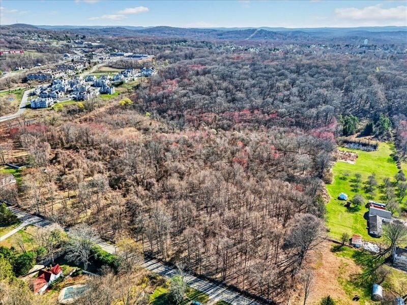 228 Mahopac Ave, Yorktown Heights, NY à vendre Photo principale– Image 1 sur 11