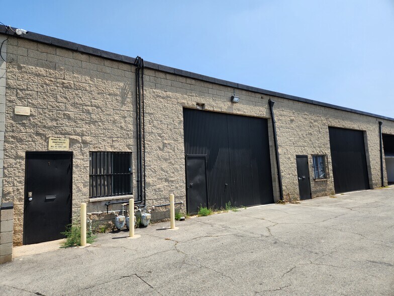 5124 Heintz St, Baldwin Park, CA à louer - Photo de l’immeuble – Image 1 sur 12