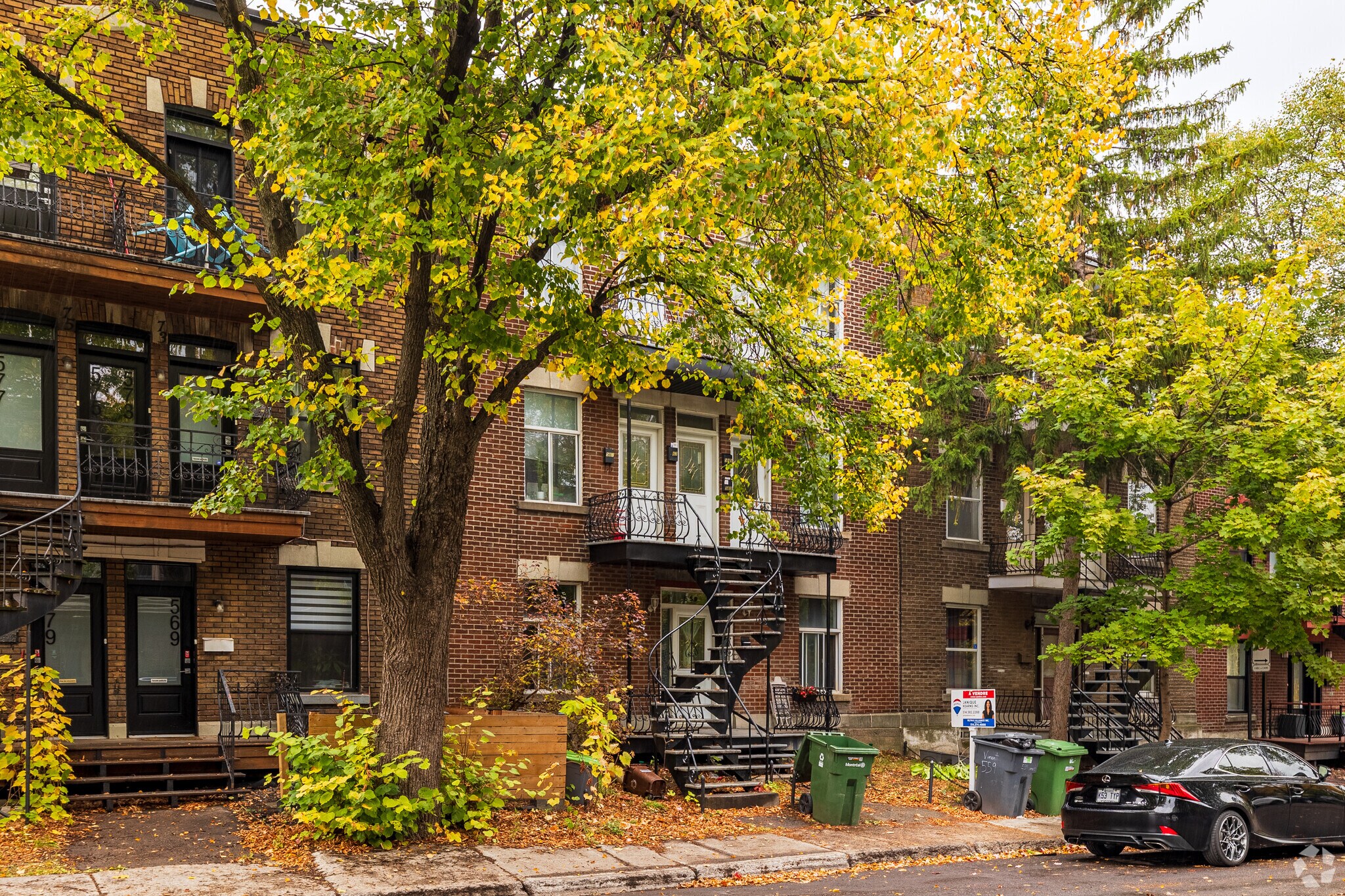 559-567 Vimont, Montréal, QC à vendre Photo principale– Image 1 sur 4