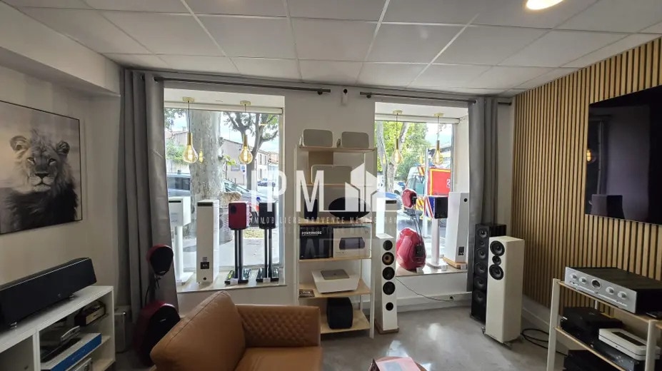 Local commercial dans Aix-en-Provence à louer - Photo de l’immeuble – Image 3 sur 6