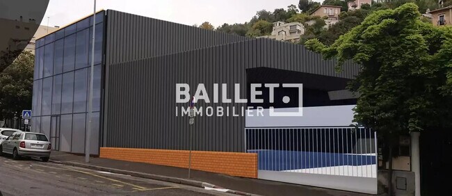 Plus de détails pour Local commercial à vendre