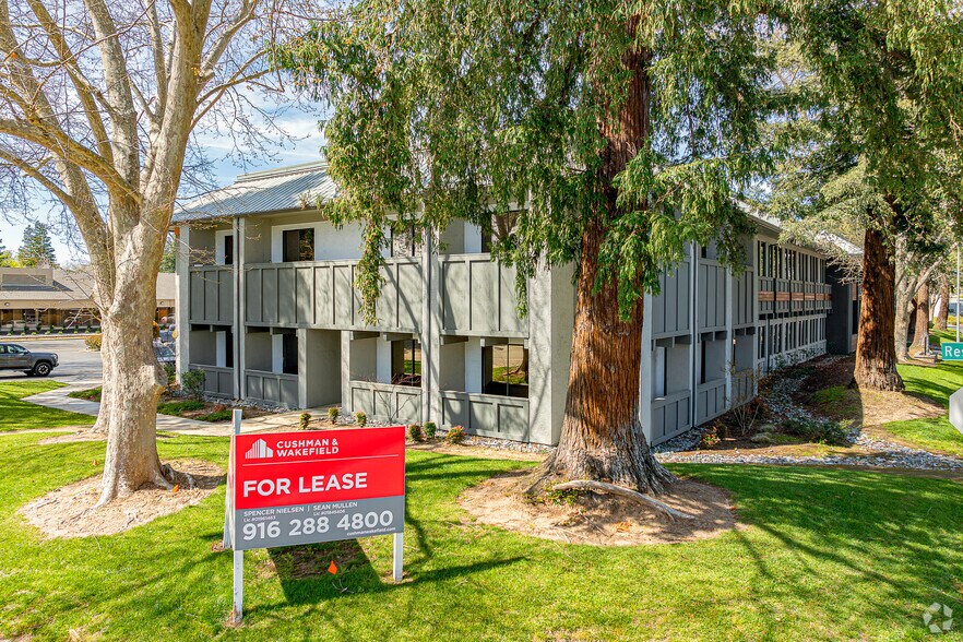 1540 River Park Dr, Sacramento, CA à louer - Photo de l’immeuble – Image 3 sur 5