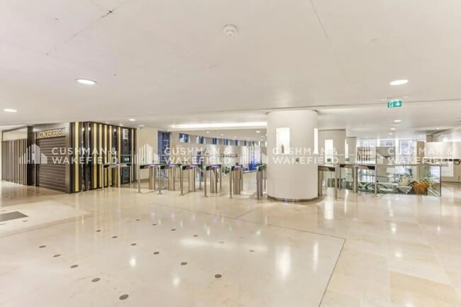 Plus de détails pour Bureau à vendre