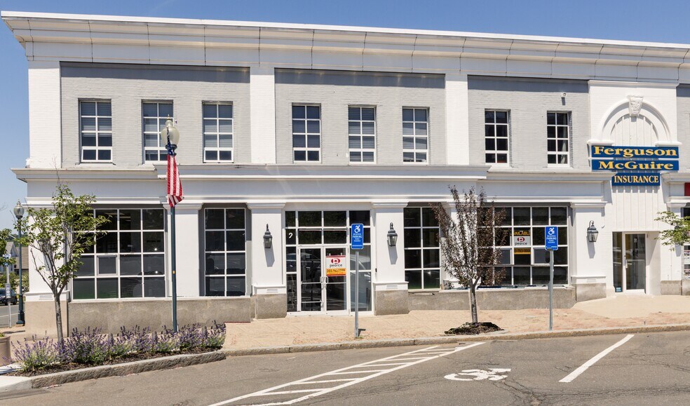 2-6 N Main St, Wallingford, CT à louer - Photo de l’immeuble – Image 1 sur 16