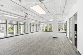 2125 Biscayne Blvd, Miami, FL à louer Photo intérieure– Image 2 sur 8