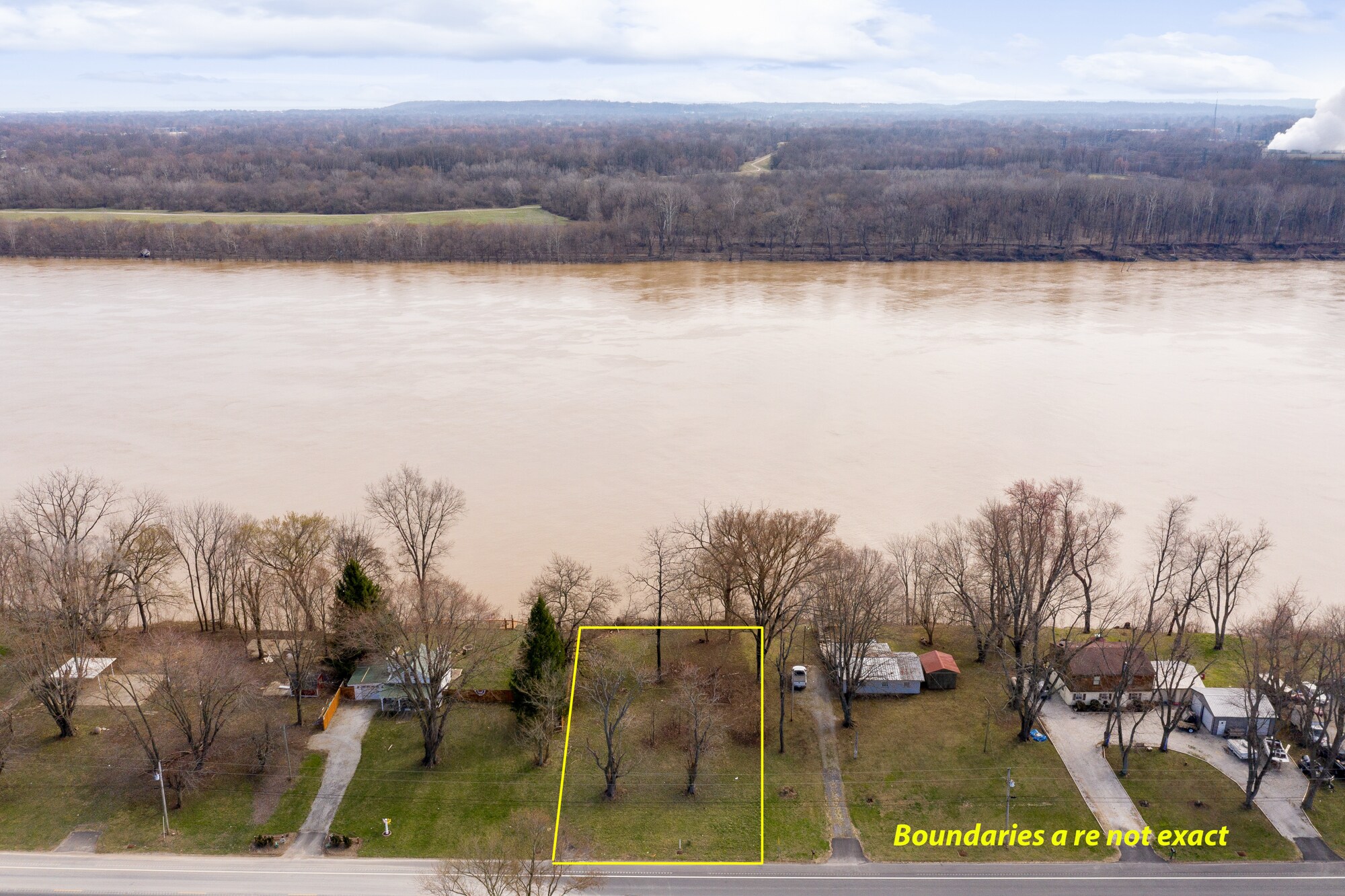 6369 IN-111 Rd, New Albany, IN à vendre Photo principale– Image 1 sur 10