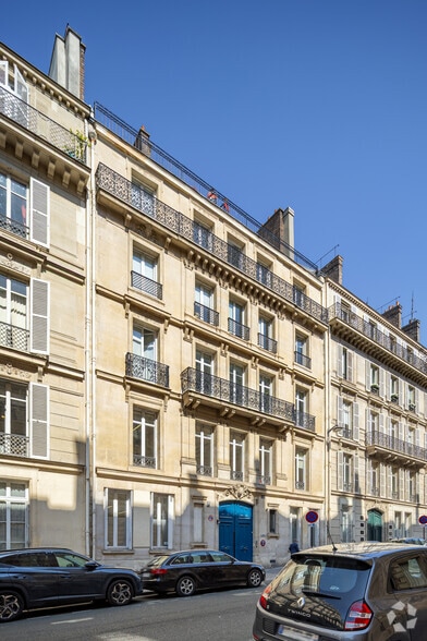 36 rue de Liège, Paris à louer - Photo de l’immeuble – Image 2 sur 2