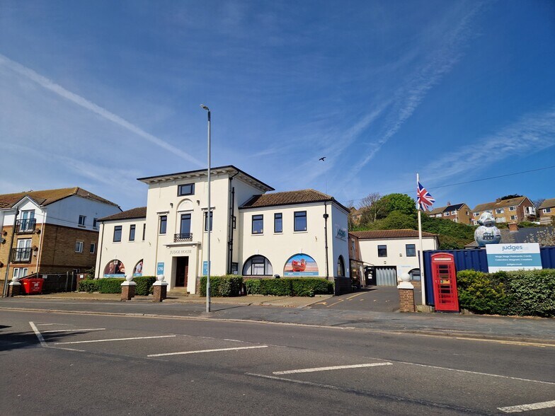 176 Bexhill Rd, St Leonards On Sea à vendre - Photo de l’immeuble – Image 2 sur 18