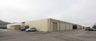 12882 Pierce St, Pacoima CA - immobilier d'entreprise