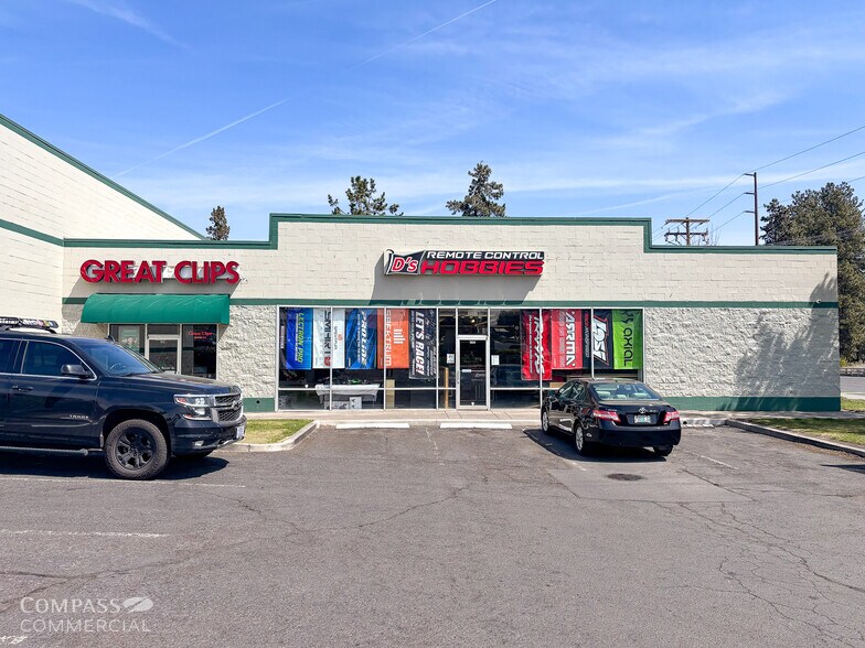 61545 S Highway 97, Bend, OR à louer - Photo de l’immeuble – Image 3 sur 14