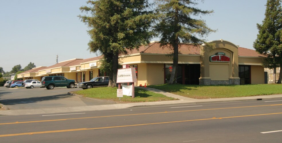 1731 N Texas St, Fairfield, CA à louer - Photo de l’immeuble – Image 2 sur 4