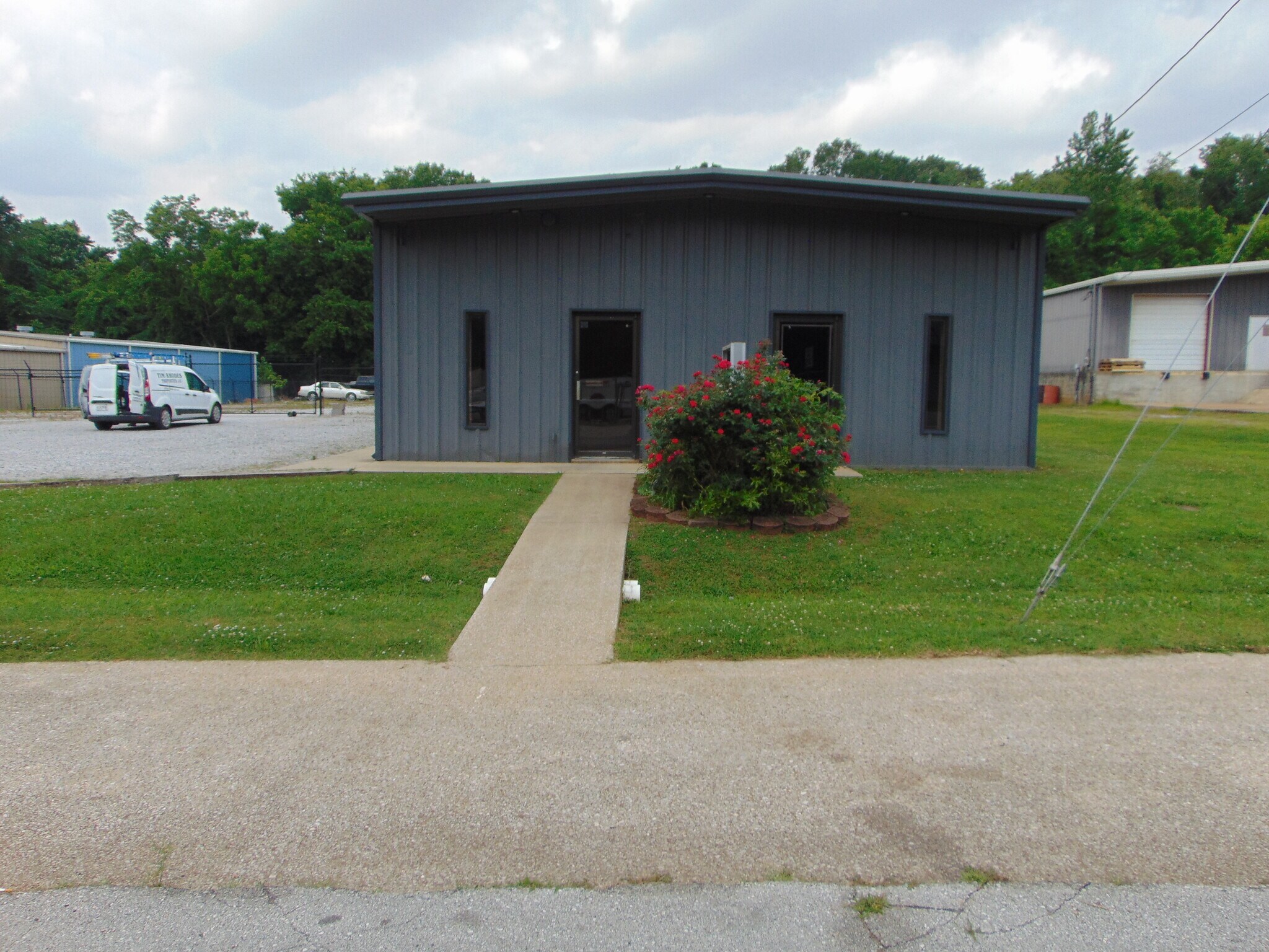 707 N Broadway St, Florence, AL à vendre Photo principale– Image 1 sur 6