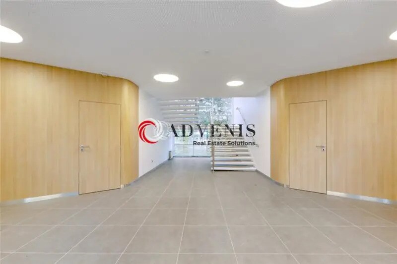 Bureau dans Orly à louer - Photo de l’immeuble – Image 2 sur 7