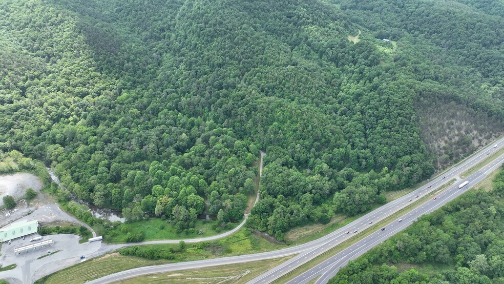 1 Wolf Creek Cv, Bland, VA à vendre - Vidéo sur l’annonce professionnelle – Image 2 sur 6