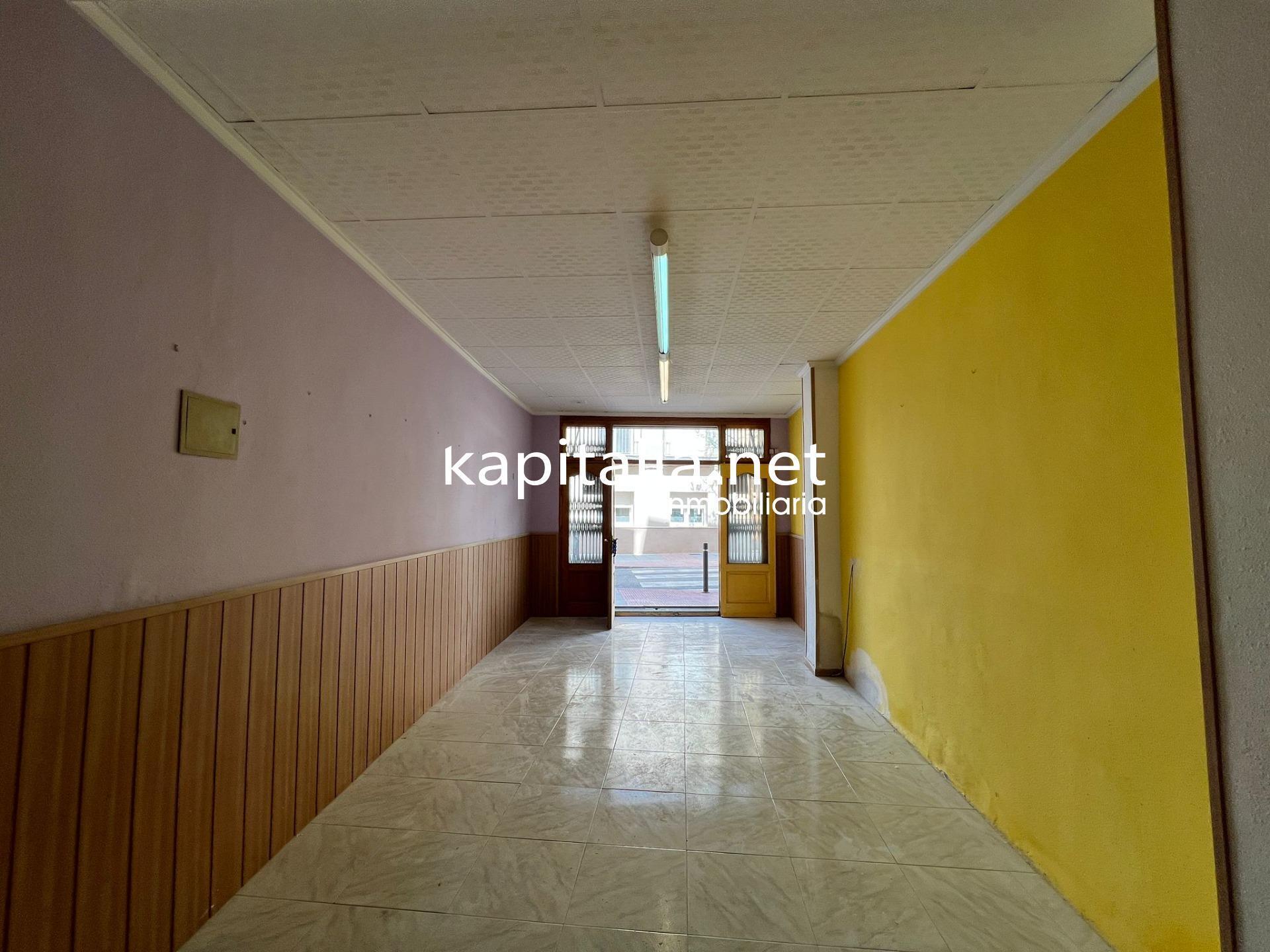 Local commercial dans Ontinyent, Valencia à vendre Photo intérieure– Image 1 sur 6