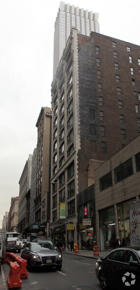 20 W 37th St, New York, NY à louer - Photo de l’immeuble – Image 2 sur 13