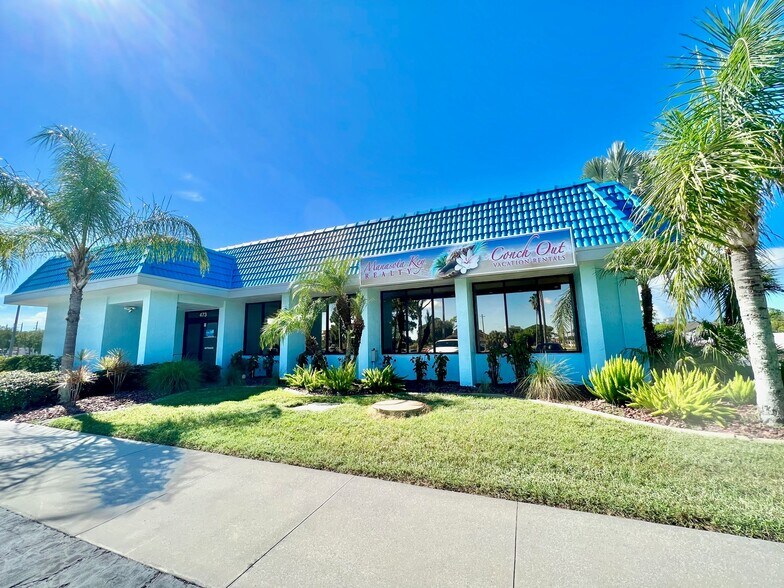 473 S Indiana Ave, Englewood, FL à vendre - Photo de l’immeuble – Image 1 sur 37