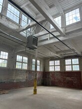 20 Canal St, Franklin, NH à louer Photo intérieure– Image 1 sur 5