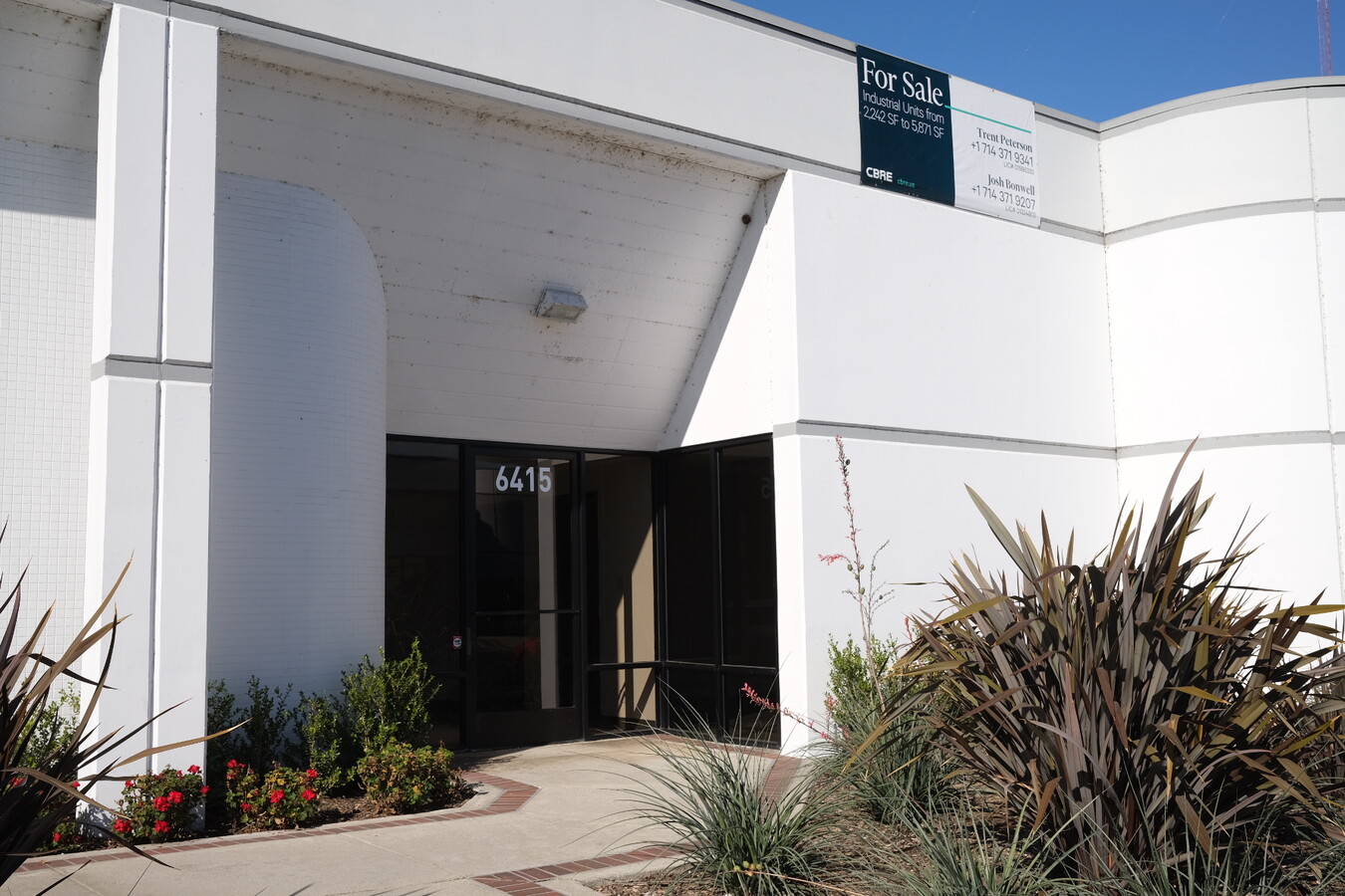 6407-6419 Alondra Blvd, Paramount, CA 90723 - Lot 6415 - - Photo intérieure - Image 1 of 1