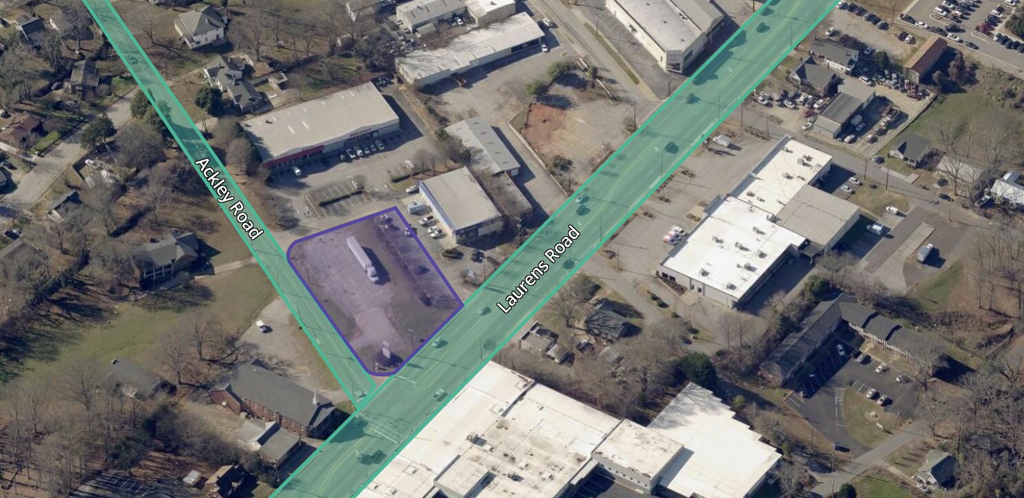 1012 Laurens Rd, Greenville, SC à louer Aérien– Image 1 sur 3