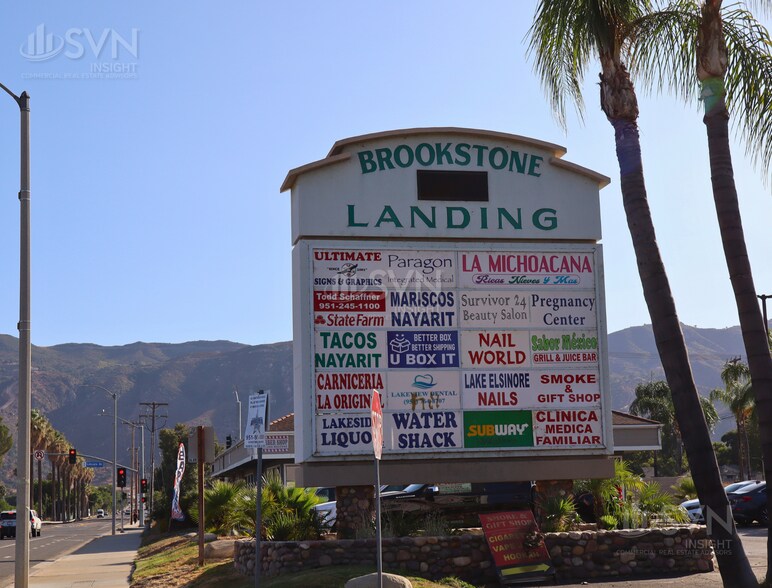 31733-31739 Riverside Dr, Lake Elsinore, CA à louer - Photo de l’immeuble – Image 2 sur 3