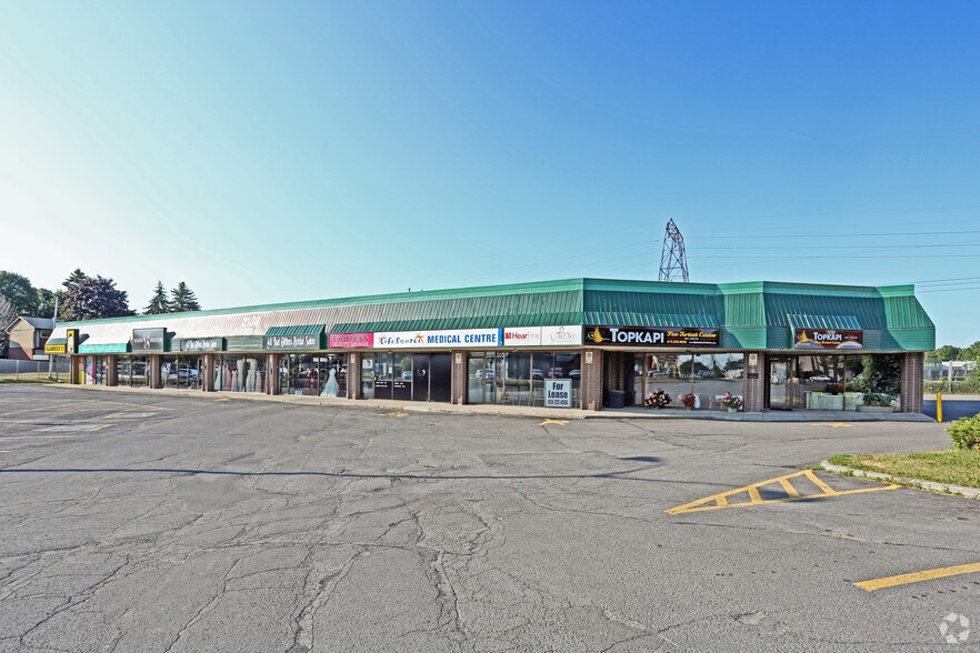 2130 Robertson Rd, Ottawa, ON à louer - Photo principale – Image 1 sur 4
