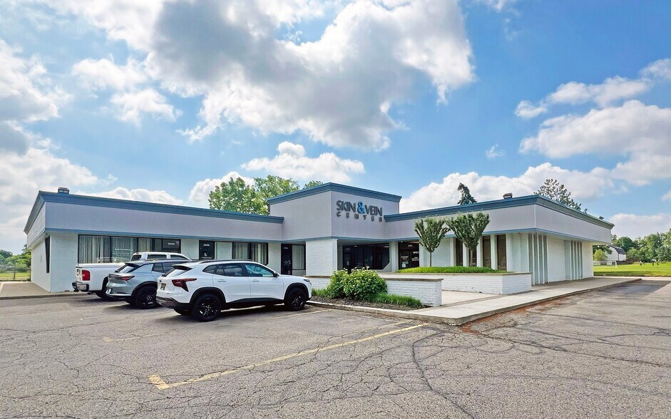 10982-10992 Middlebelt Rd, Livonia, MI à vendre - Photo de l’immeuble – Image 3 sur 10
