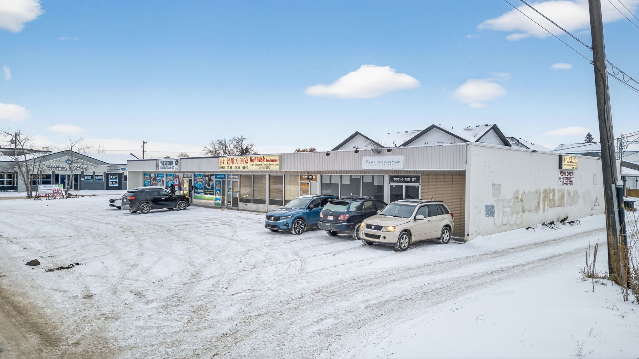 10054 158 St NW, Edmonton, AB à louer Photo principale– Image 1 sur 16