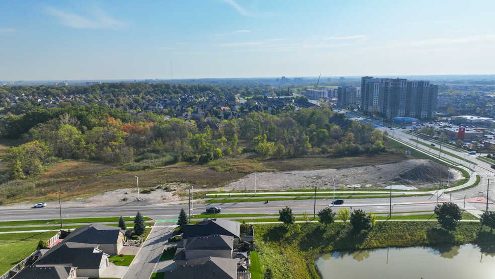 952 Southdale Rd E, London, ON à louer - Photo de l’immeuble – Image 2 sur 6