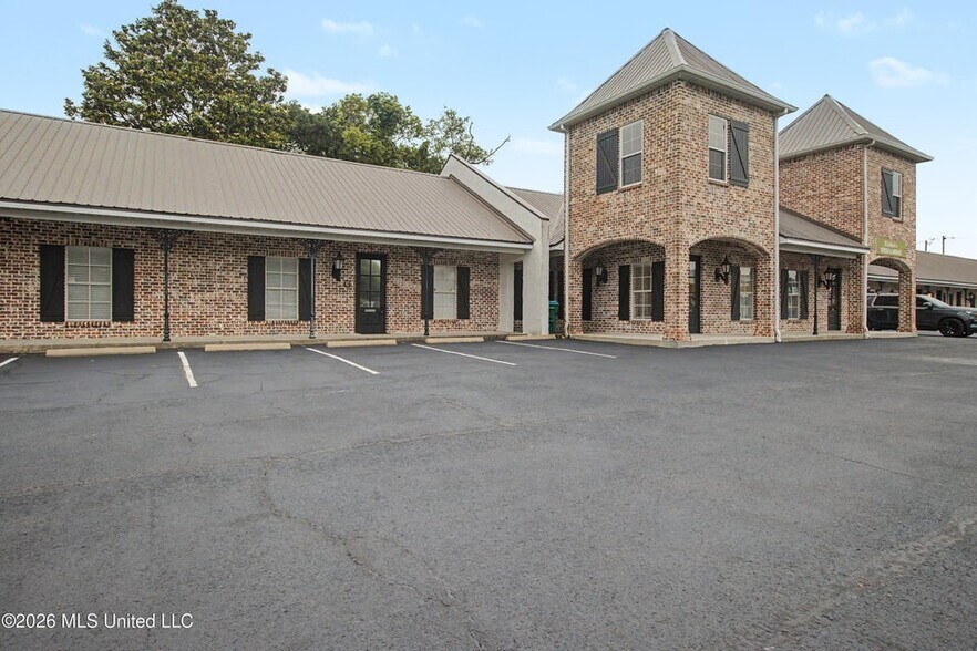 3506 Washington Ave, Gulfport, MS à louer - Photo de l’immeuble – Image 1 sur 16