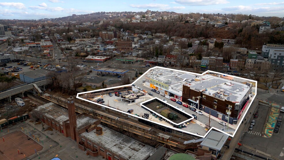 2 Minthorne St, Staten Island, NY à louer - Photo de l’immeuble – Image 3 sur 14