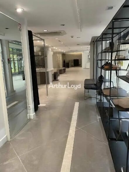 Local commercial dans Reims à louer - Photo intérieure – Image 3 sur 9