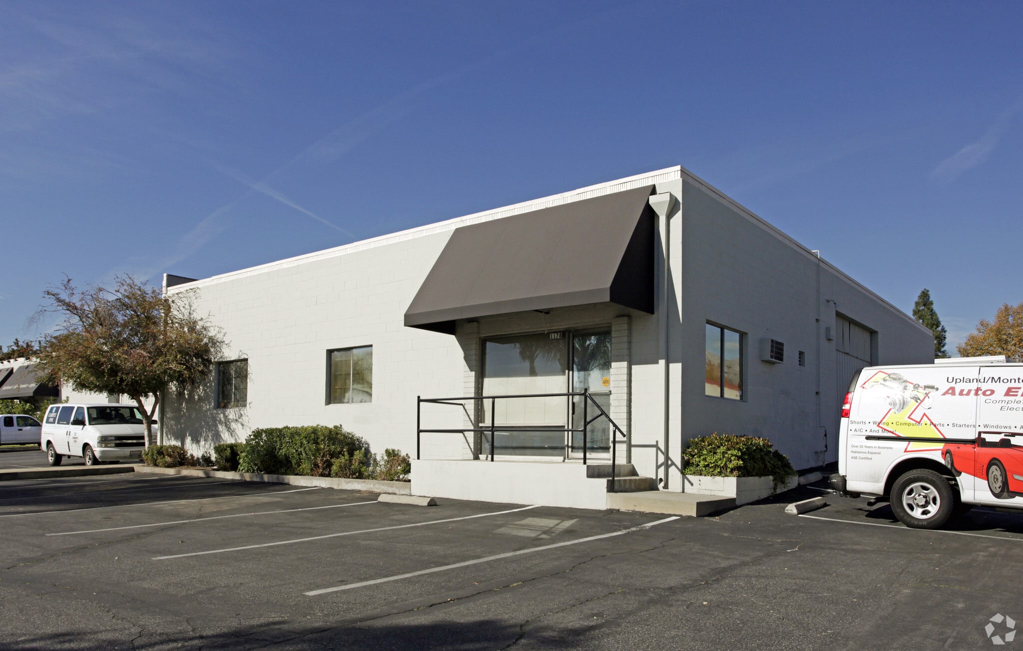 1178 W 9th St, Upland, CA à louer Photo principale– Image 1 sur 4