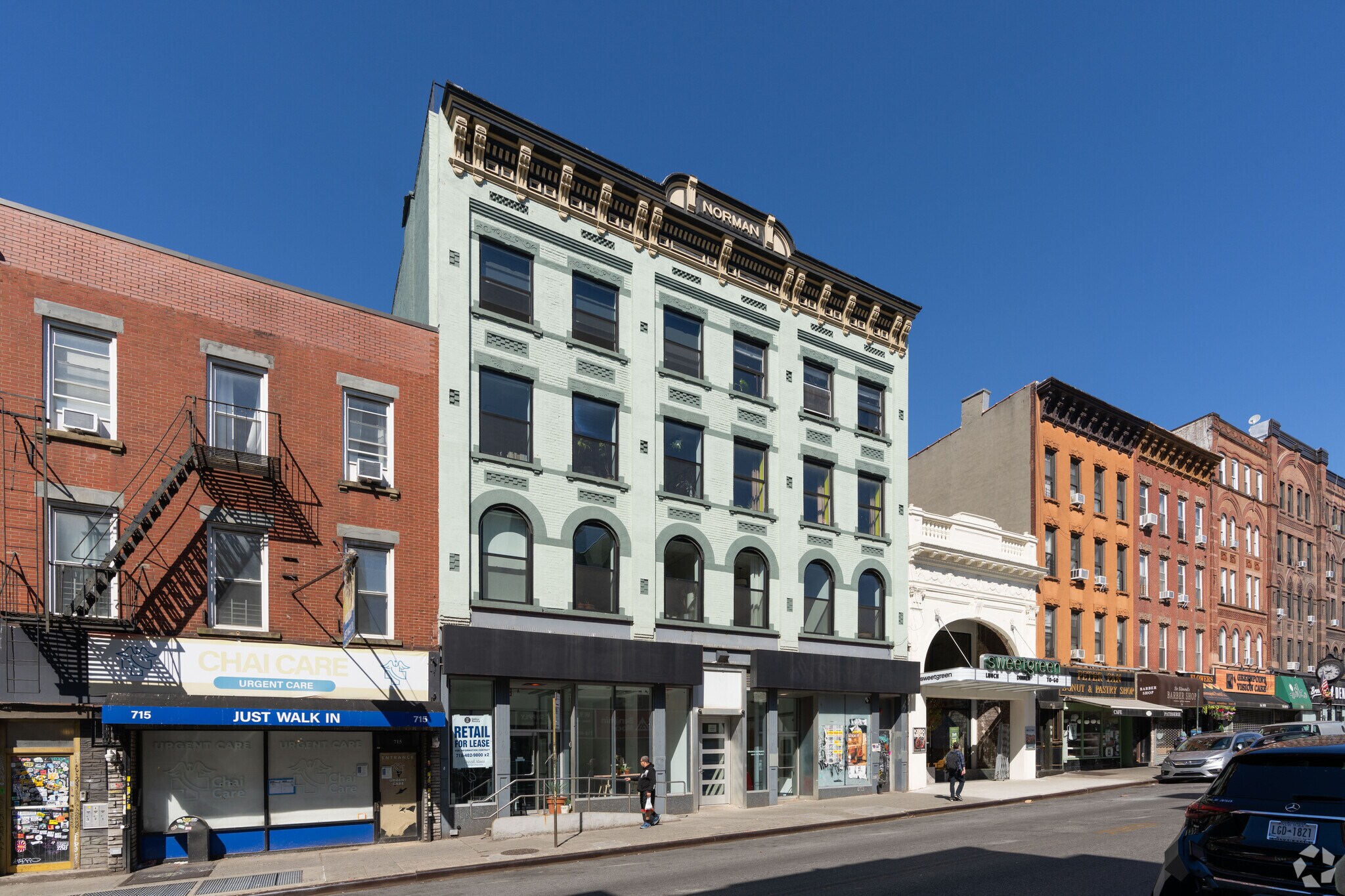 717-721 Manhattan Ave, Brooklyn, NY à louer Photo principale– Image 1 sur 5