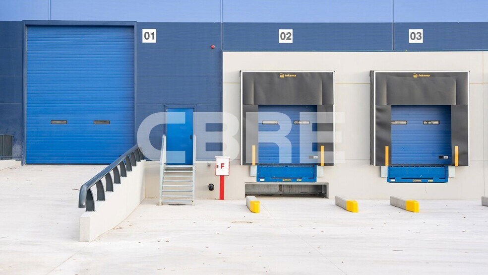 Autopista de Circunvalación, 9B, Madrid, Madrid à louer - Photo de l’immeuble – Image 3 sur 3