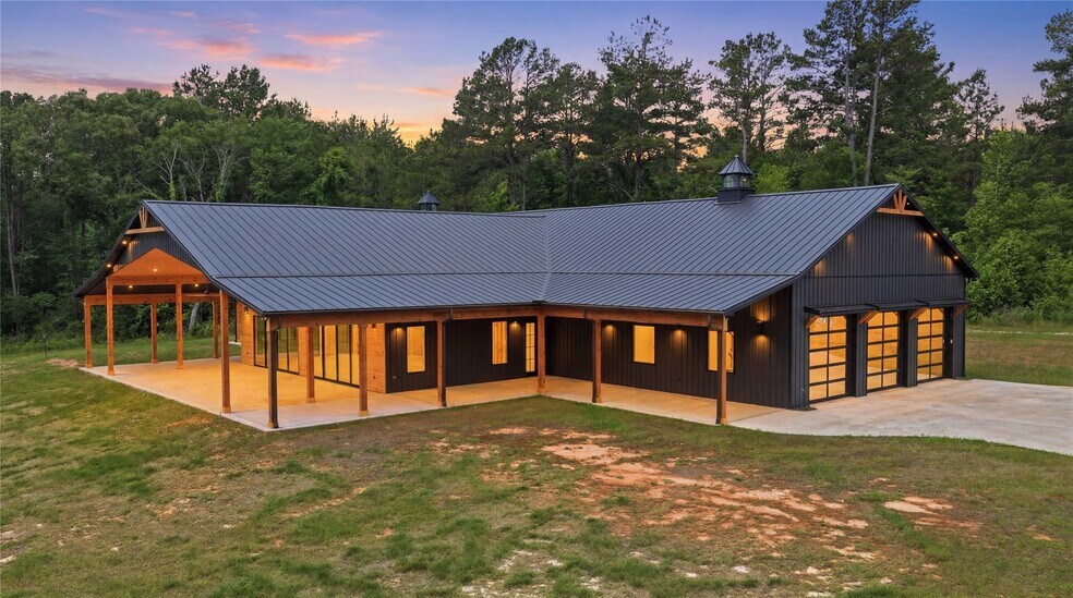447 County Road 2211 S, Rusk, TX à vendre - Photo de l’immeuble – Image 2 sur 49