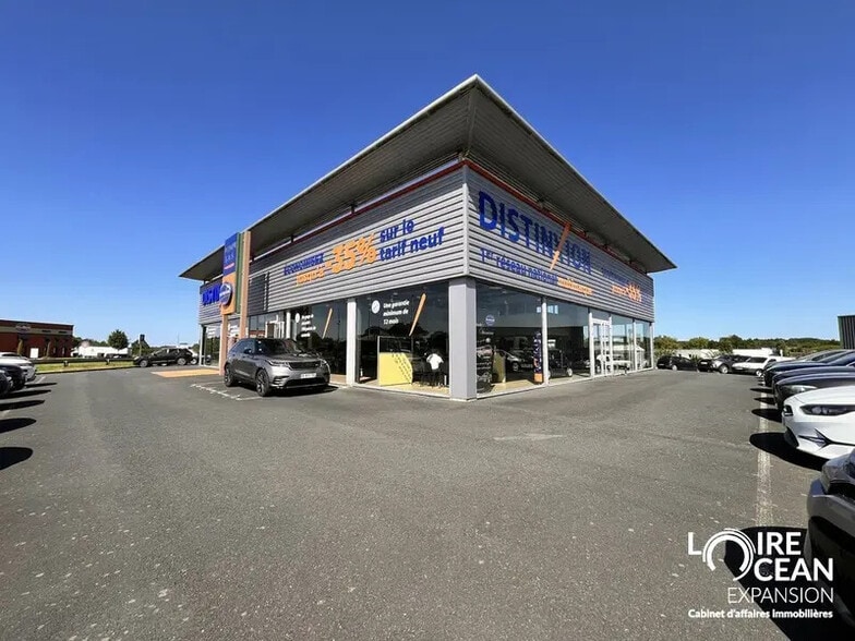 Local commercial dans Cholet à louer - Photo de l’immeuble – Image 2 sur 13