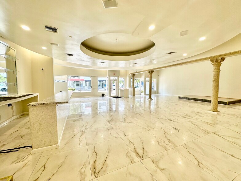 2029 Harrison St, Hollywood, FL à louer - Photo de l’immeuble – Image 2 sur 23