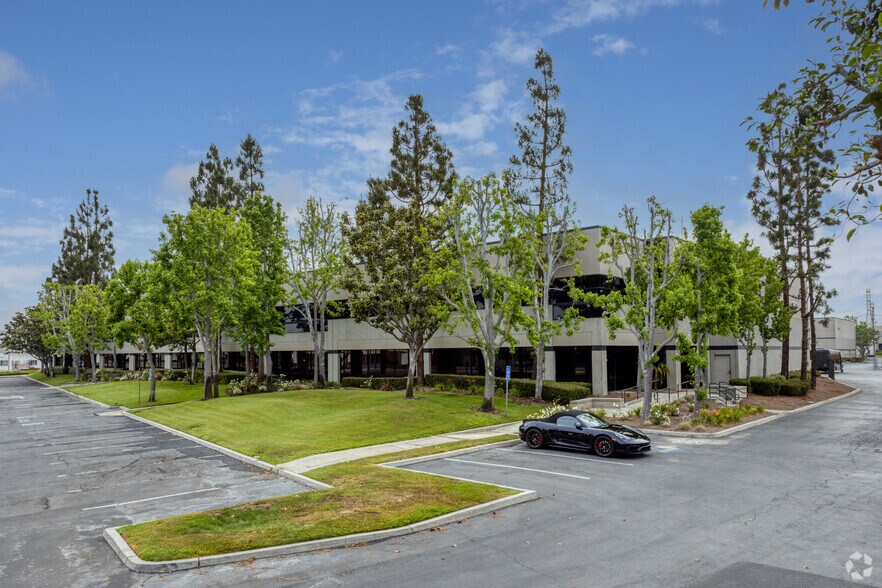 150-152 W Walnut St, Gardena, CA à louer - Photo de l’immeuble – Image 2 sur 6