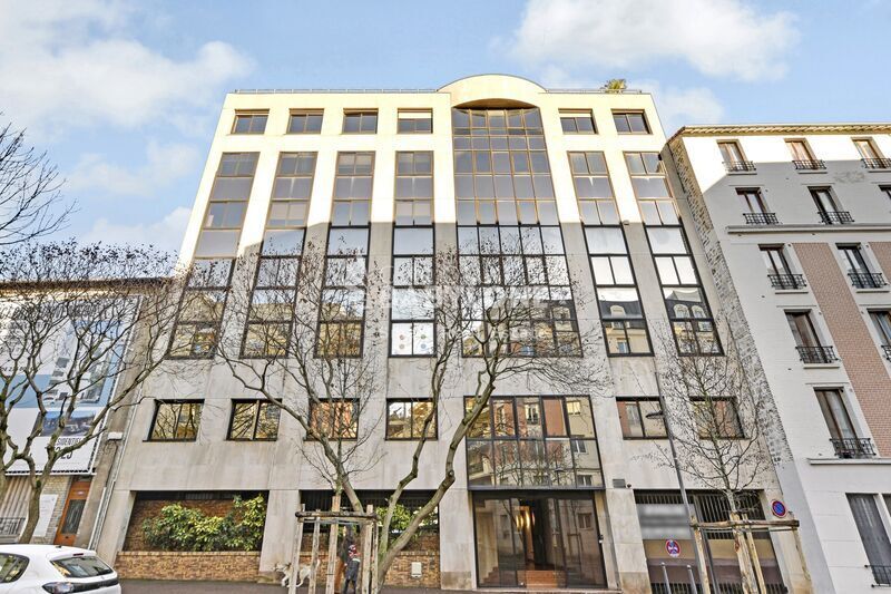 Bureau dans Issy-les-Moulineaux à vendre - Photo de l’immeuble – Image 1 sur 11